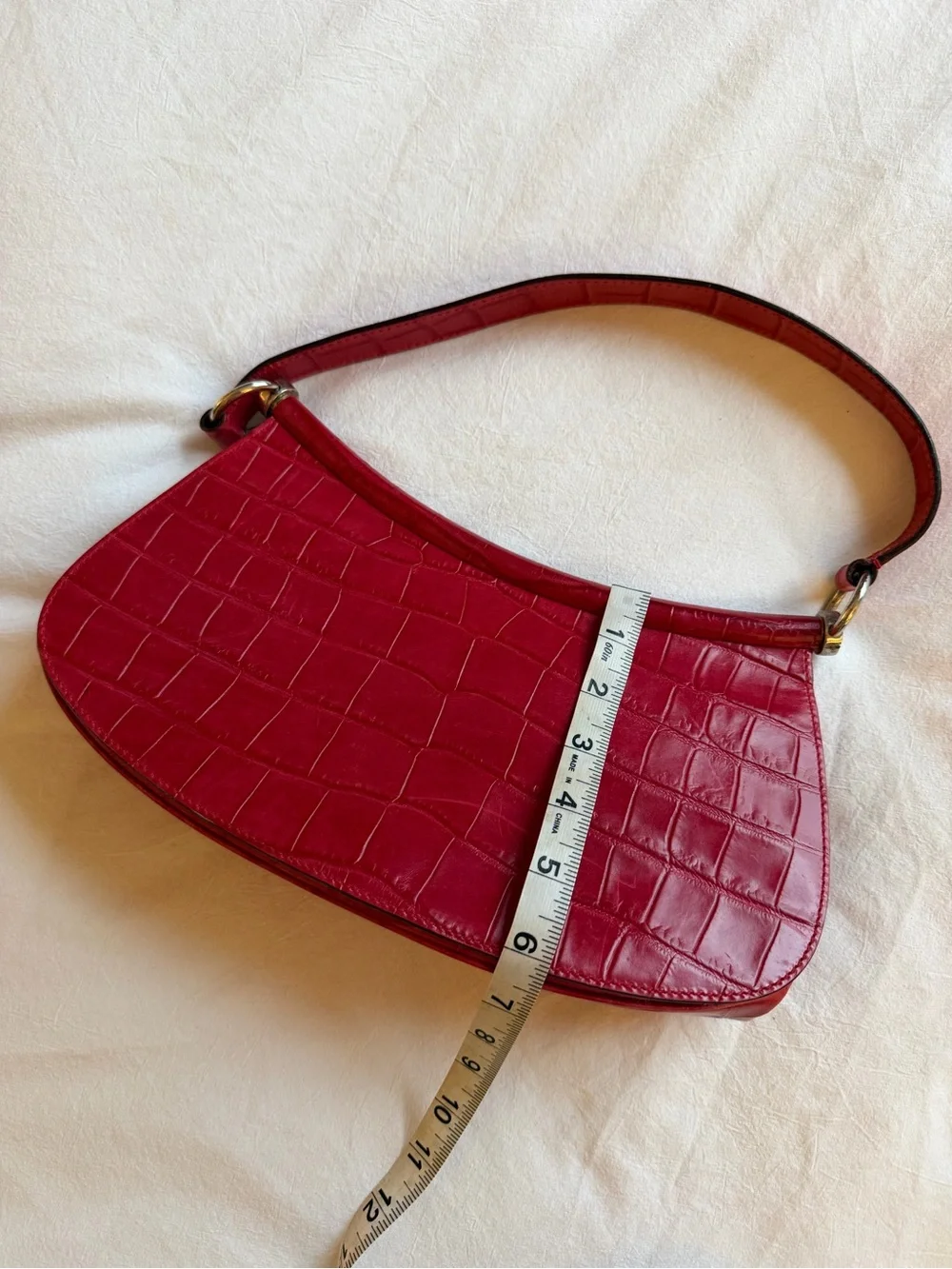 Vintage ESCADA Cherry Red Croc Leather  Shoulder bag